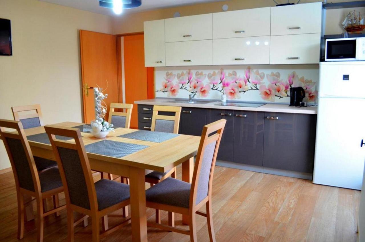 Chalupa Riviera A Apartmany Riviera - Liptov Besenova Rózsahegy Kültér fotó