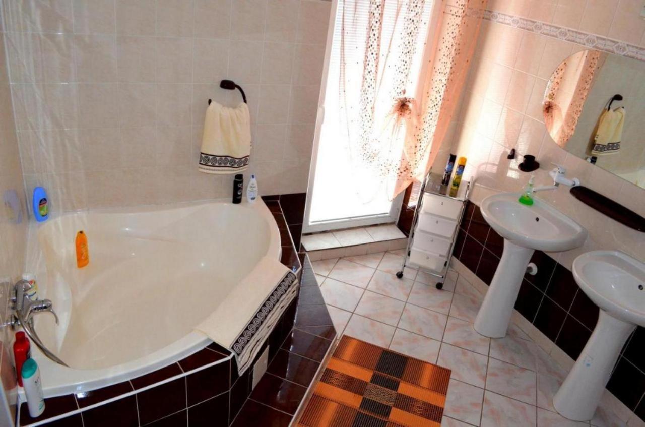 Chalupa Riviera A Apartmany Riviera - Liptov Besenova Rózsahegy Kültér fotó